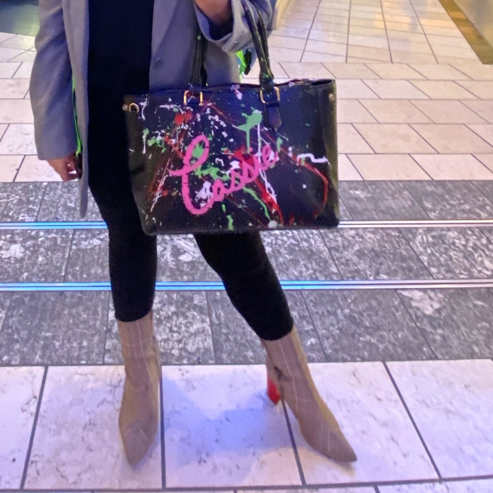 MAKING CUSTOM CARRIE DIARIES HANDBAGS - Picture 3 of 8